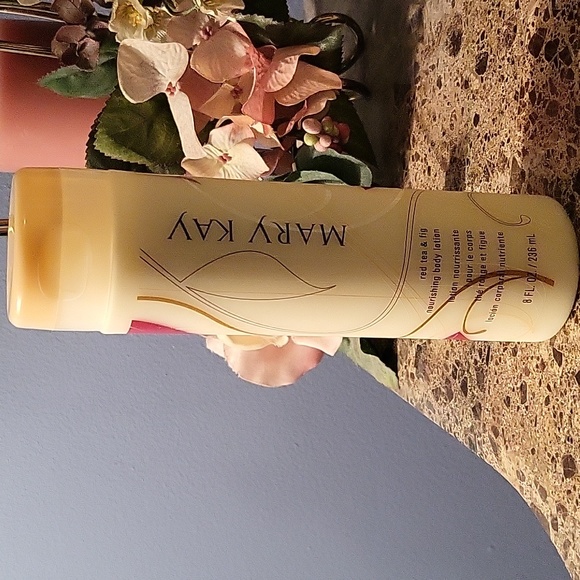 Red Tea & Fig Body Collection - Picture 2 of 7